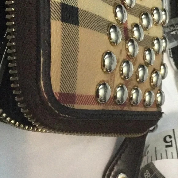 Burberry Studded Haymarket Zip Around Wallet - Picture 10 of 11